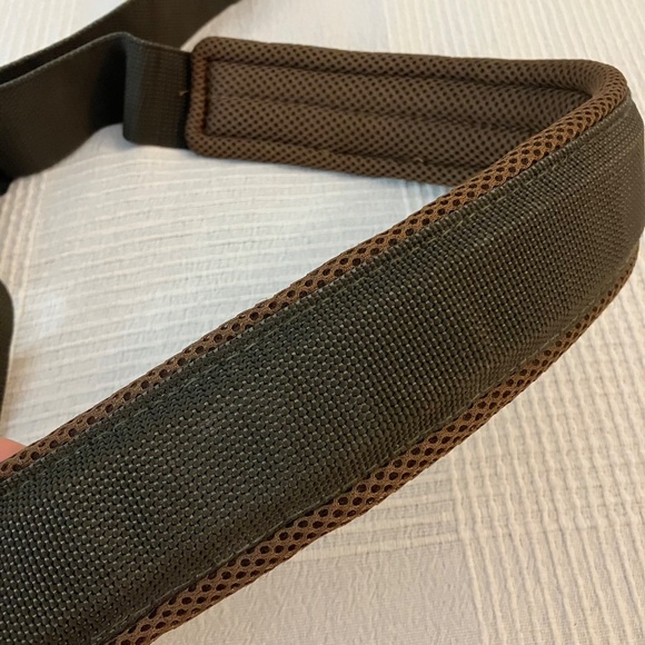 Original Bucket Boss Brand padded work belt features polyester webbing and can f - Picture 4 of 5